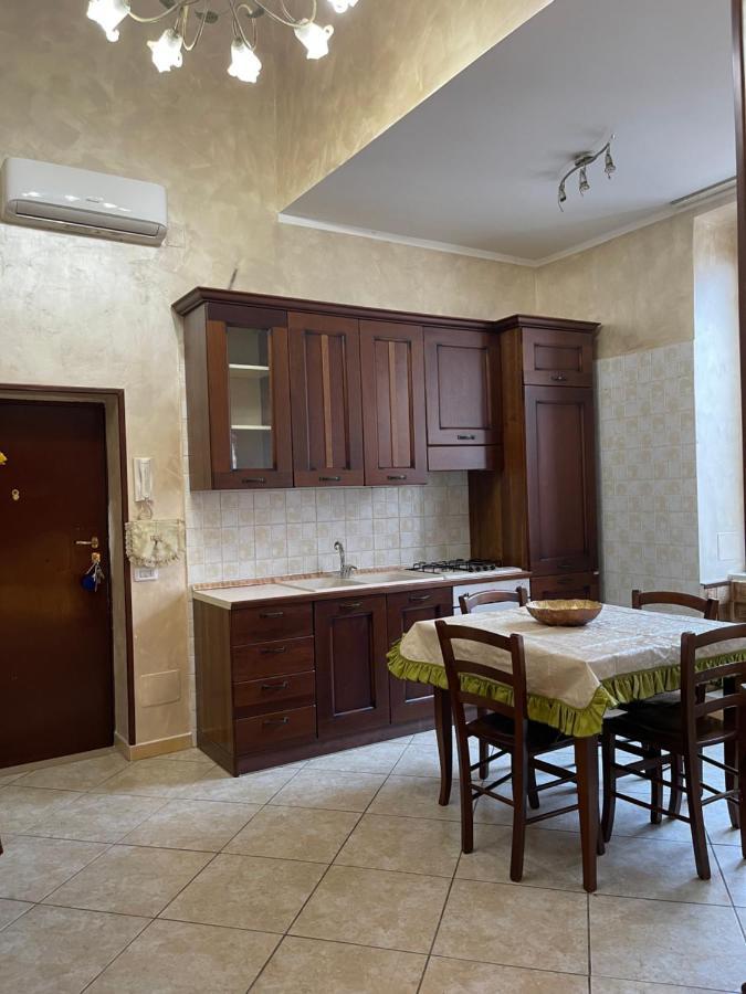 Casa Di Nonna Bertina Apartment Napoli Bagian luar foto
