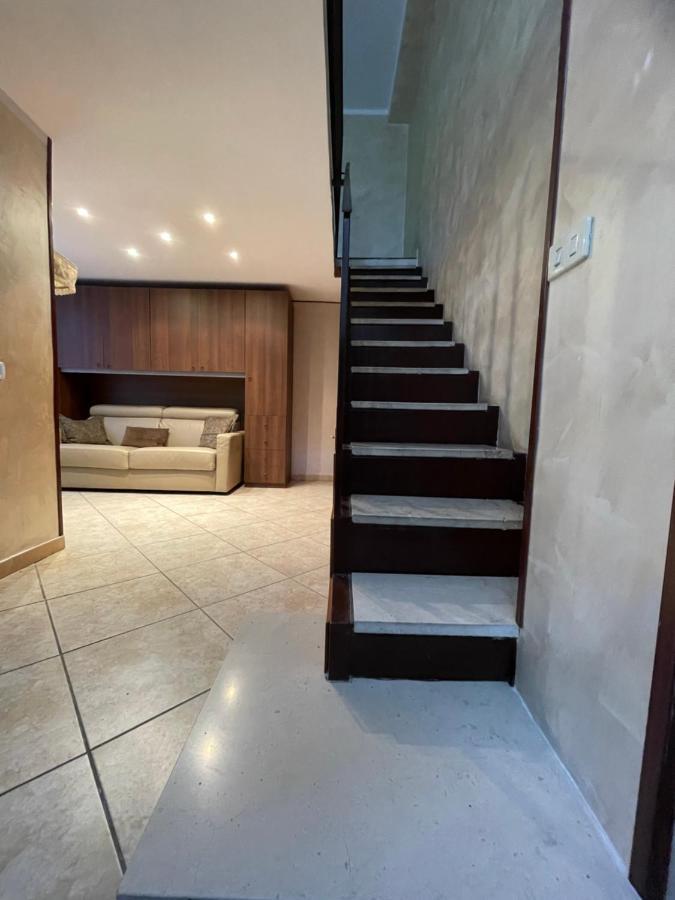 Casa Di Nonna Bertina Apartment Napoli Bagian luar foto