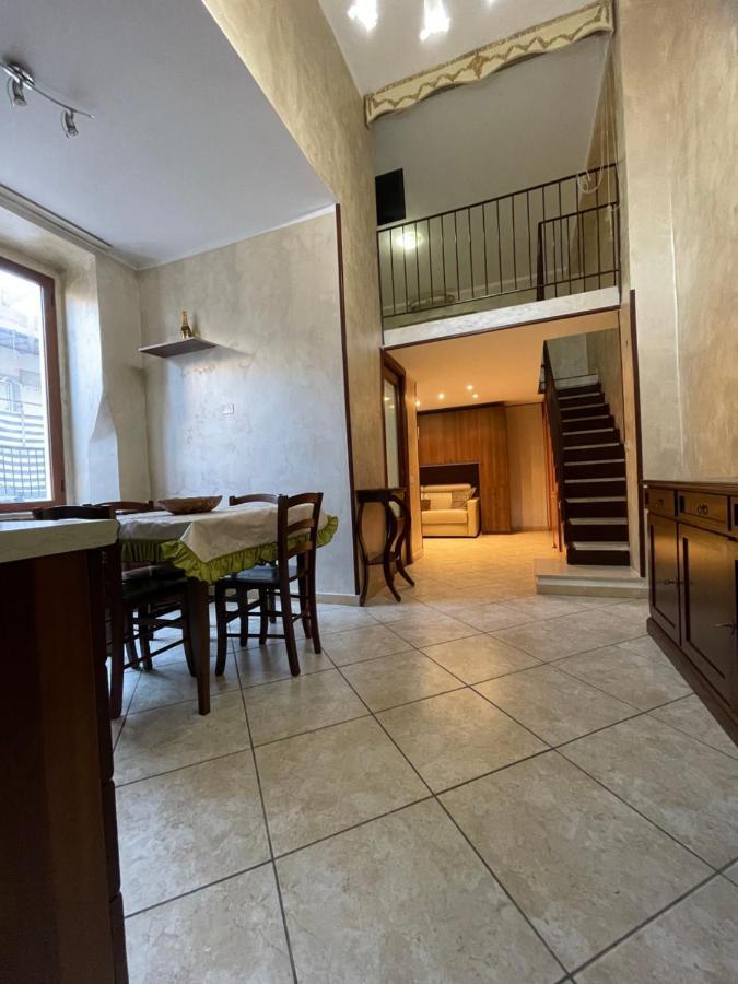 Casa Di Nonna Bertina Apartment Napoli Bagian luar foto