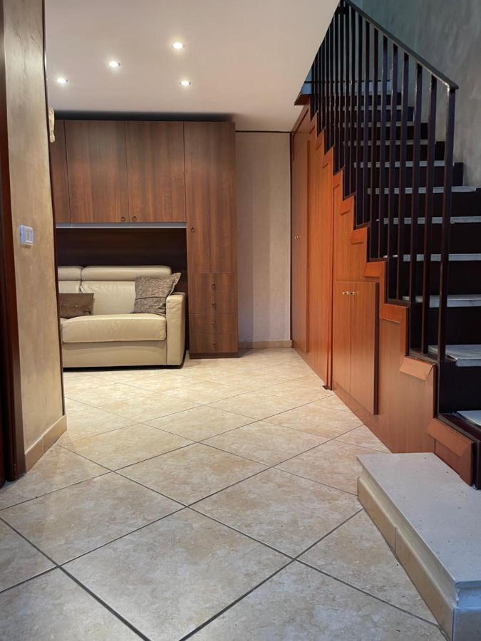 Casa Di Nonna Bertina Apartment Napoli Bagian luar foto