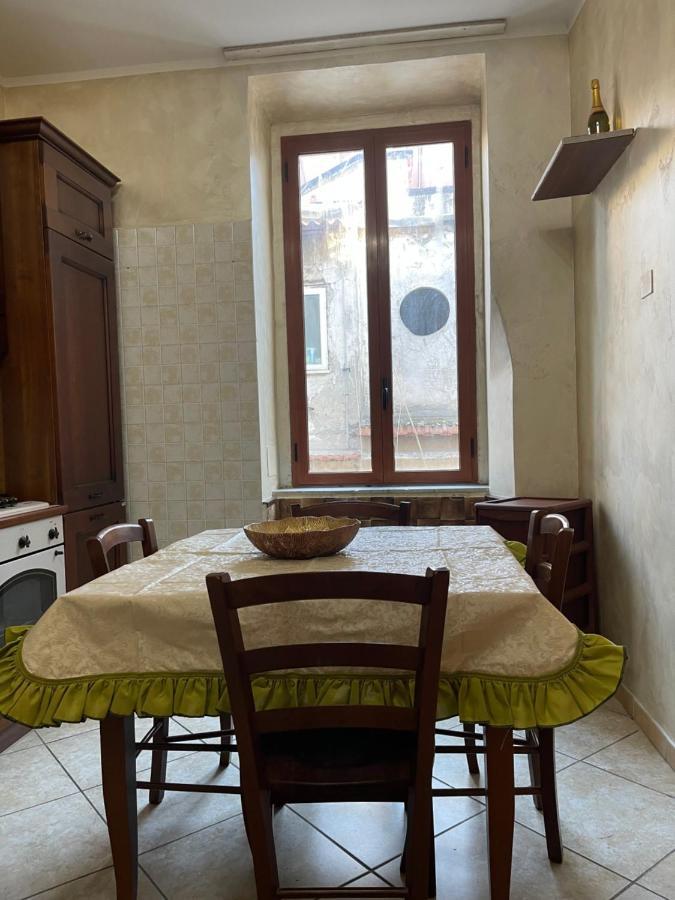 Casa Di Nonna Bertina Apartment Napoli Bagian luar foto